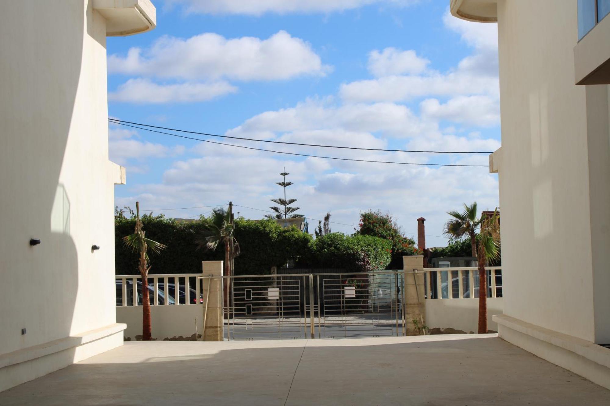 Tres Joli Rez-De-Jardin A 2 Min De La Plage Les Sablettes Mohammédia Extérieur photo